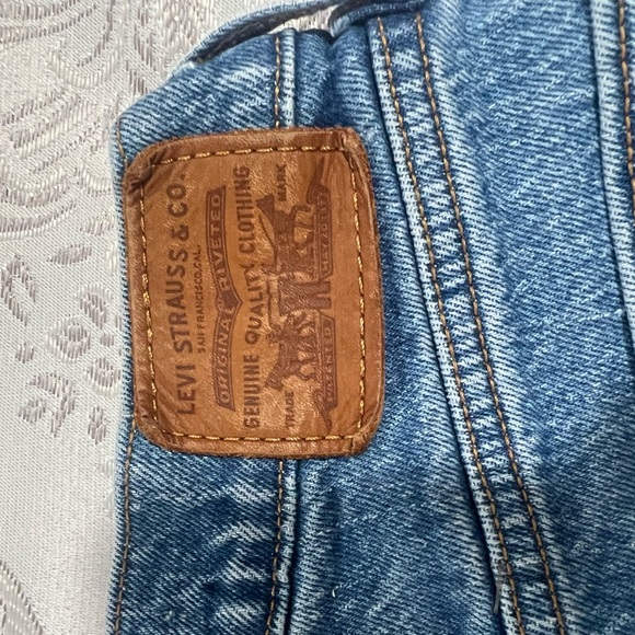 Levi’s pants - Picture 6 of 8